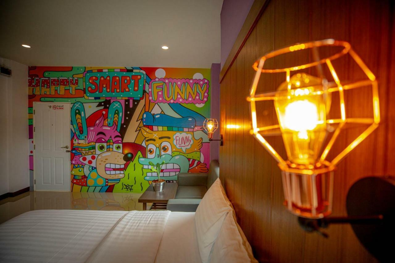 สมาร์ท โฮเทล Hotel Ban Lam Luk Ka ภายนอก รูปภาพ